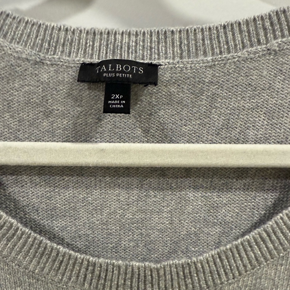 Talbots Gray and Teal Sweater with Snowflake and Tree Design - Picture 4 of 6